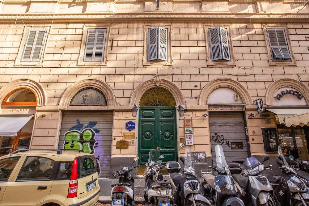 Roma Da Noi Acomodação com café da manhã Exterior foto